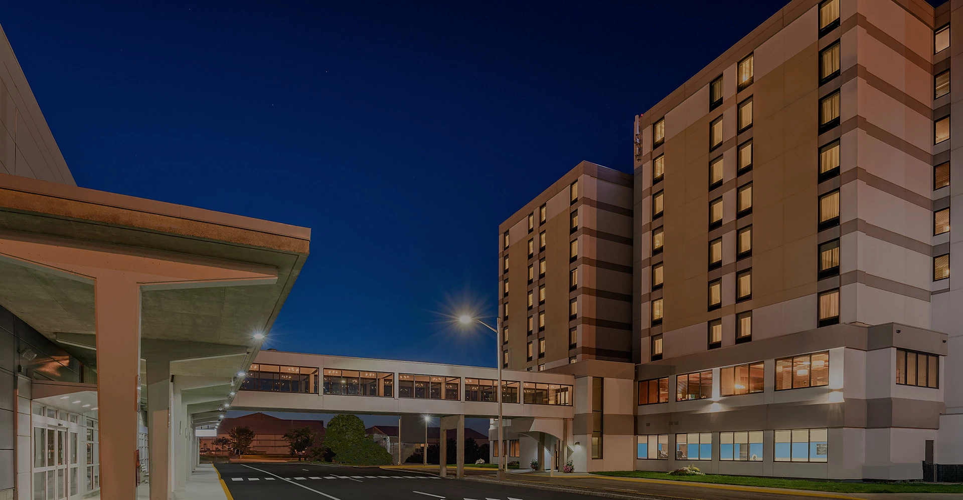 A photo of the Bangor Aviator Hotel.